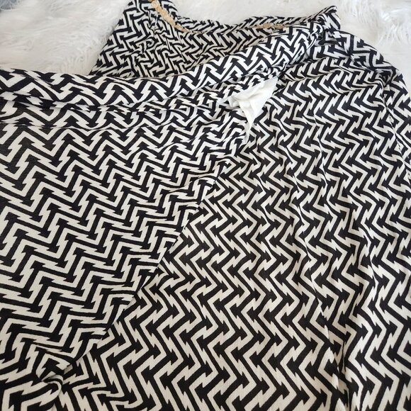 Earthbound Boho Maxi Skirt Geometric Women Size‎ XL Gold Coins Side High Slit - Picture 7 of 9